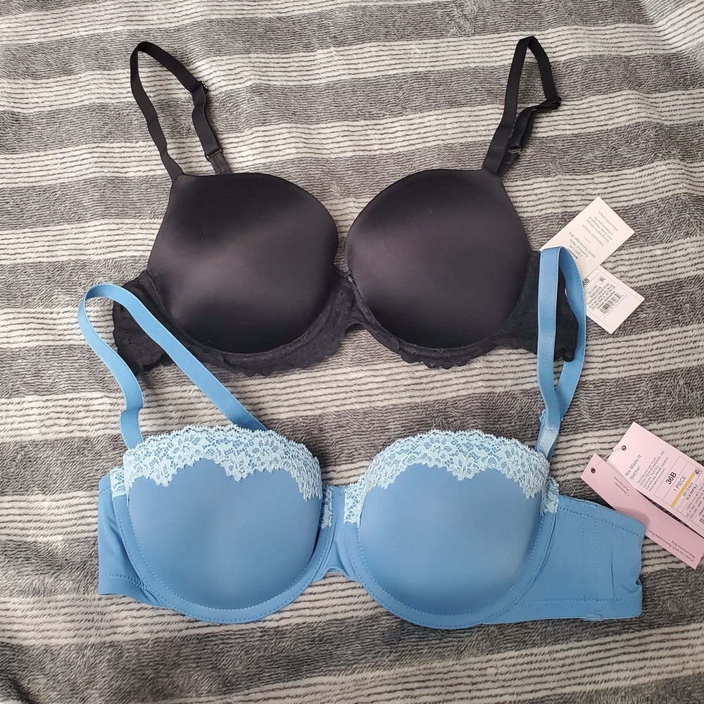 Elegant Black and Blue Lace Trim Bras